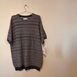NWT Retrofit Striped Short Sleeve Sweater